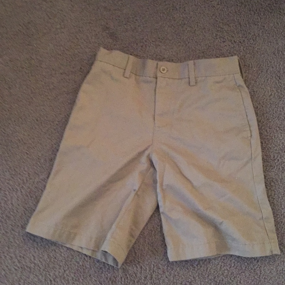Khaki shorts